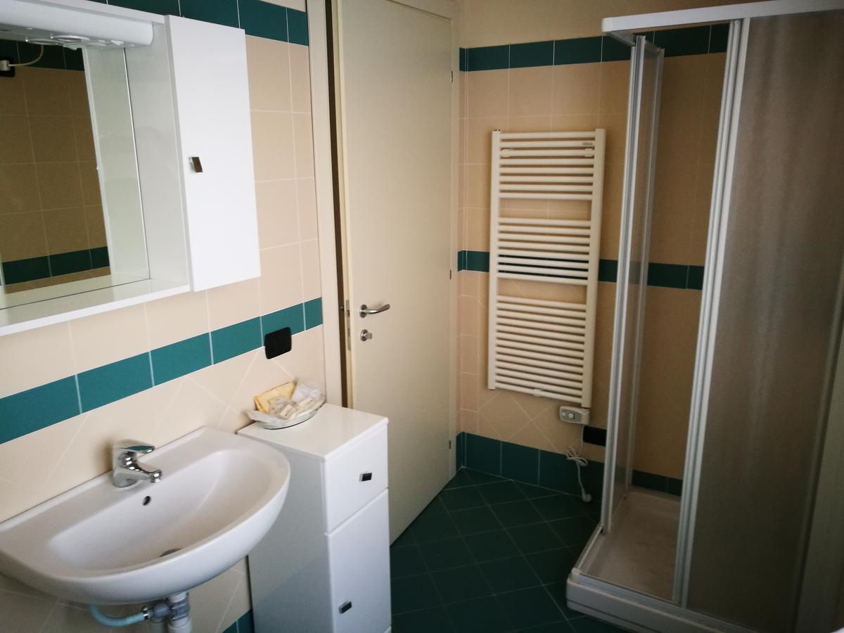 Locanda Della Pieve Tizzano Val Parma Buitenkant foto