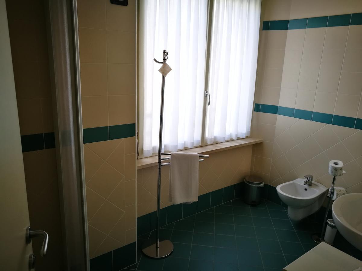 Locanda Della Pieve Tizzano Val Parma Buitenkant foto