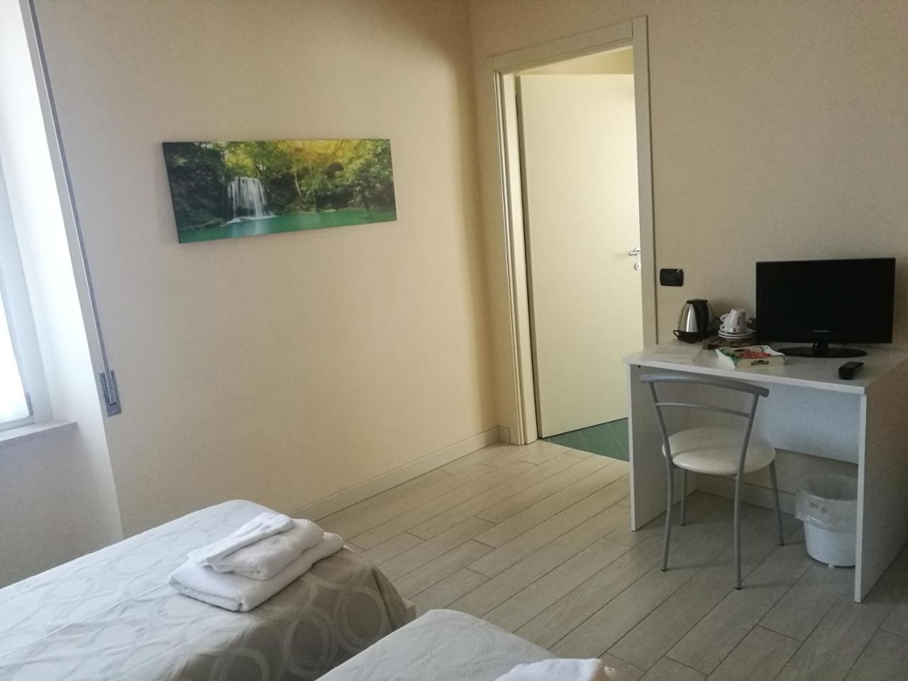 Locanda Della Pieve Tizzano Val Parma Buitenkant foto